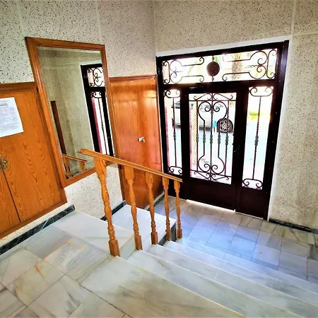 Best House Habaneras Торевьиа